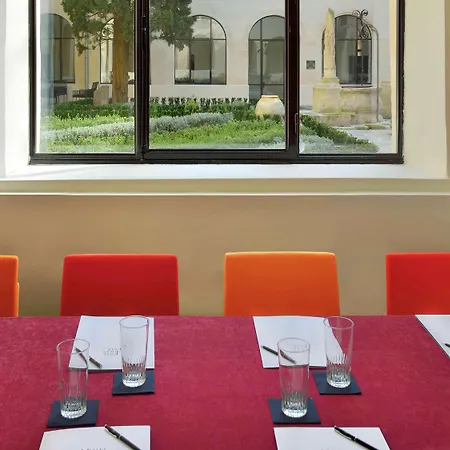 & Jules Cesar - Mgallery Collection Hotel Arles